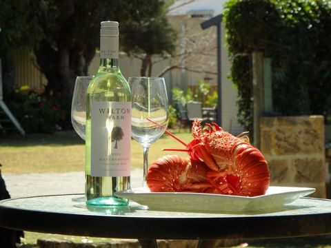 Lazy Lobster Holiday Units & Chalets - Hotel VIC 0