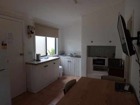 Lazy Lobster Holiday Units & Chalets - Hotel VIC 16