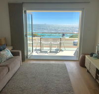 Cottesloe Beachfront Ocean View Apartment - Hotel VIC