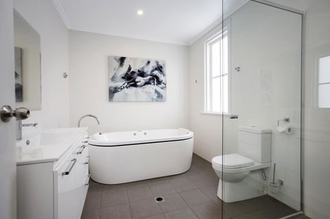 CH Boutique Hotel & Apartments, Ascend Hotel Collection - Hotel VIC 20