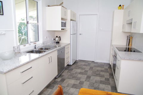 Fleur Cottage, 7 Willow Street - Hotel VIC 2