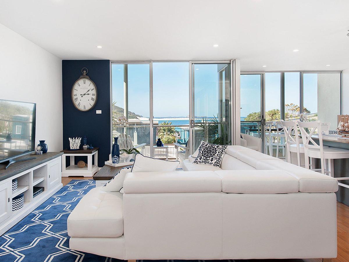 Fingal Bay NSW Hotel VIC