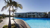 Book Salamander Bay Accommodation Vacations Hotel VIC Hotel VIC