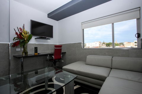 Honeysuckle Executive Apartments - Hotel VIC 17