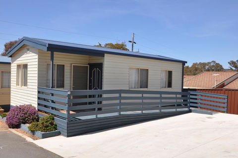 Crestview Tourist Park - Hotel VIC 16