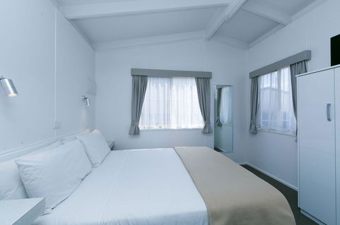 Crestview Tourist Park - Hotel VIC 19