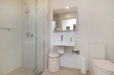 Arena Luxury Beachfront Apartment - Hotel VIC 25