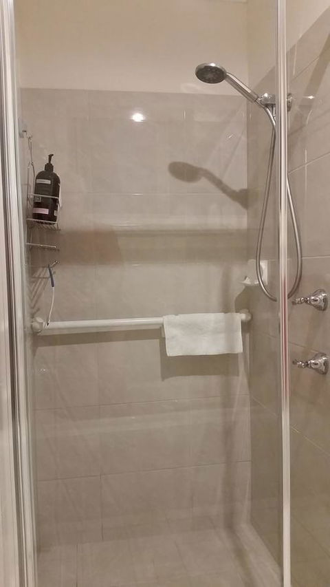 Twin Palms Holiday House At Lighthouse - Hotel VIC 13