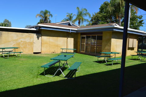 Brolga Hotel Motel - Coleambally - Hotel VIC 18