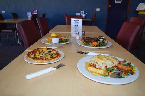 Brolga Hotel Motel - Coleambally - Hotel VIC 28