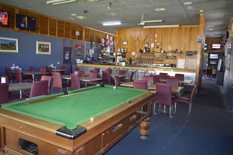 Brolga Hotel Motel - Coleambally - Hotel VIC 17