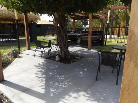 Federation Motel Resort - Corowa - Hotel VIC 39