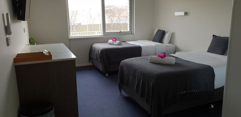 Carlton Suites - Hotel VIC 10