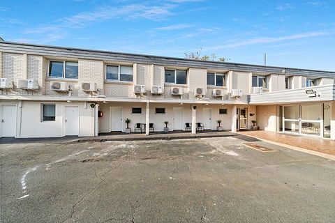 Carlton Suites - Hotel VIC 25