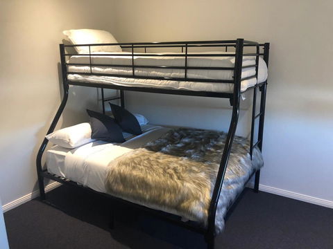 Carlton Suites - Hotel VIC 37