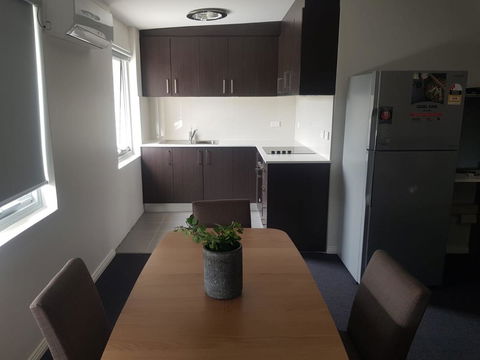 Carlton Suites - Hotel VIC 33