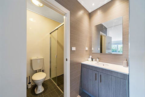 Carlton Suites - Hotel VIC 3