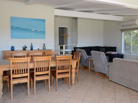 2 Cliff Road - Hotel VIC 3