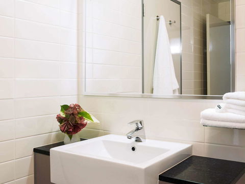 Novotel Darwin Airport - Hotel VIC 25