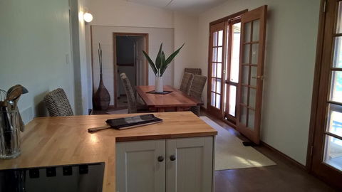 Book Keepers Cottage - Hotel VIC 2