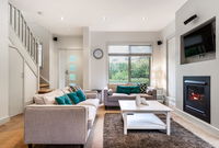 Book Mentone Accommodation Vacations Hotel VIC Hotel VIC