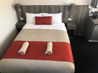 Book Cootamundra Accommodation Vacations Hotel VIC Hotel VIC