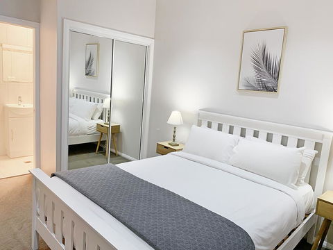 Bright 3-bedroom Apartment - Central Armidale - Hotel VIC 1