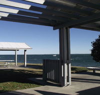 Bring the family dog and the boat to Welsby Pde Bongaree - Hotel VIC