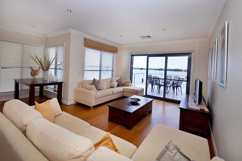 Brookwater- Waterfront On Lake Mulwala - Hotel VIC 1