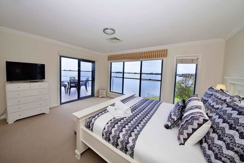 Brookwater- Waterfront On Lake Mulwala - Hotel VIC 0