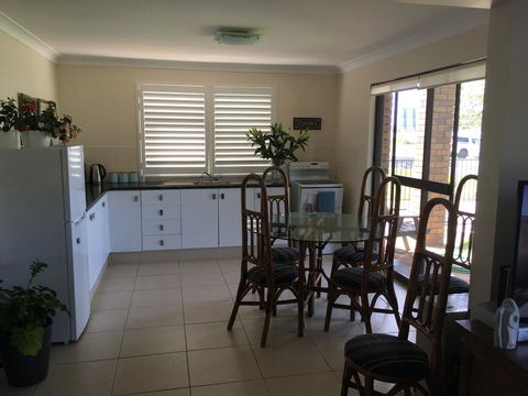 By The Lake - Lake Macquarie - Hotel VIC 2