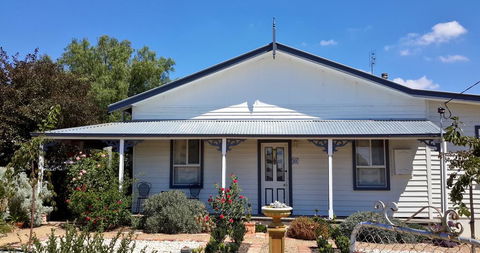 C & A's Cottage - Hotel VIC 1