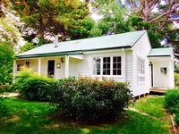 Book Walcha Accommodation Vacations Hotel VIC Hotel VIC