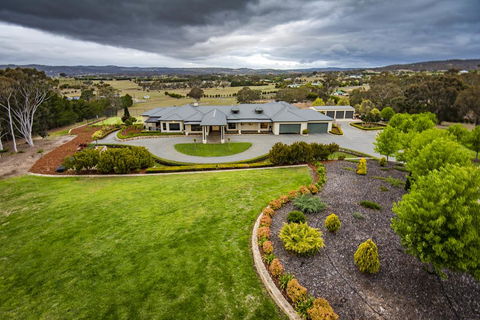 Canberra Luxury Estate - Hotel VIC 2