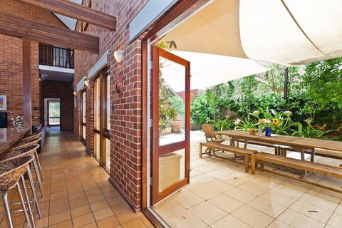 Chateau Cottesloe By The Beach - Hotel VIC 2