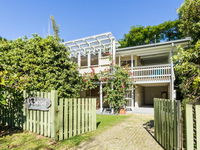 Book Point Lookout Accommodation Vacations Hotel VIC Hotel VIC