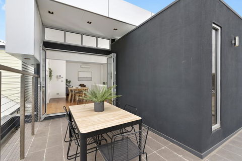 Cogens Two Bedroom Townhouse - Hotel VIC 2