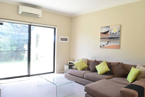 Comfortable 2 Bedroom Unit With Garden - Hotel VIC 0