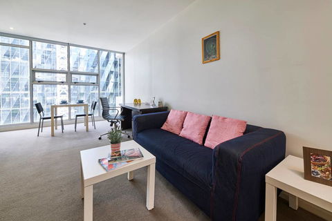 Convenient & Modern 1 Bed Apartment Docklands - Hotel VIC 2