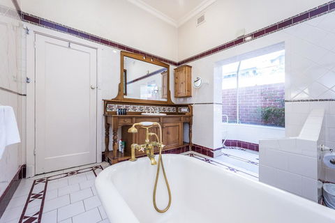 Cottesloe Eclectic House - Hotel VIC 0