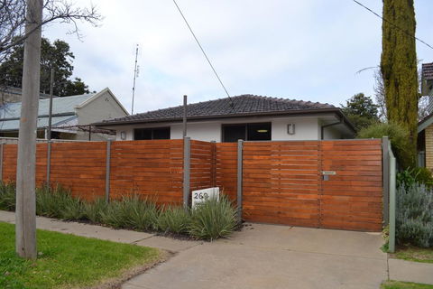 Crisands Of Echuca - Hotel VIC 0