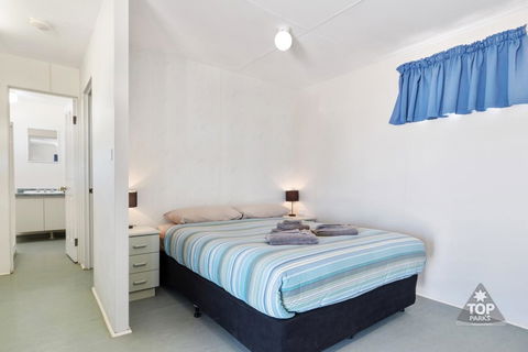 Denham Seaside Caravan Park - Hotel VIC 1
