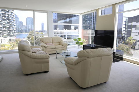 Docklands Luxury Penthouse Right Above The District Docklands - Hotel VIC 3