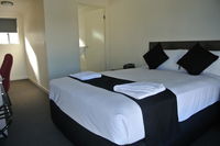 Book Springsure Accommodation Vacations Hotel VIC Hotel VIC