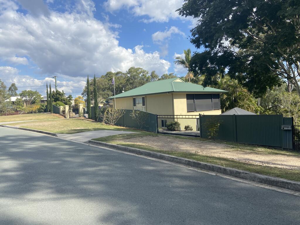 Eatons Hill QLD Hotel VIC