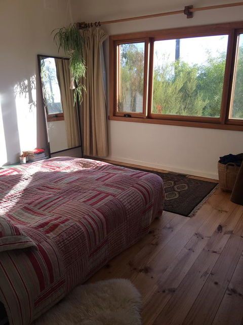 Eco-renovated Light-filled House On A Hill - Hotel VIC 3
