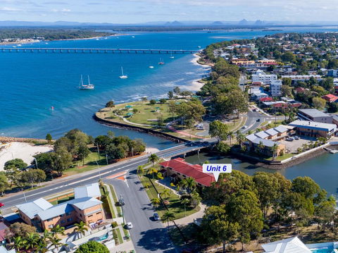 Elegant Waterfront Gem Where The Ocean Meets The Canal! - Hotel VIC 0