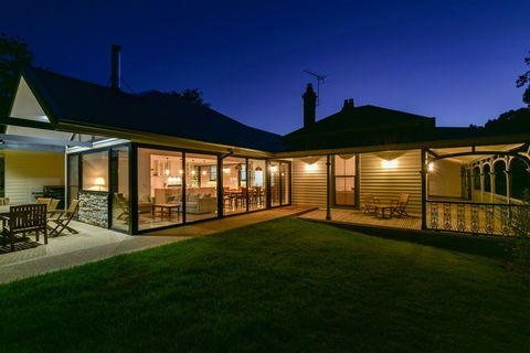Elm Tree Lodge Beechworth - Hotel VIC 0