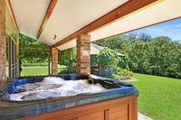 Book Tongarra Accommodation Vacations Hotel VIC Hotel VIC