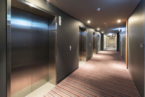 Family Loved-2BR Apt @ Docklands - Free Parking - Hotel VIC 2